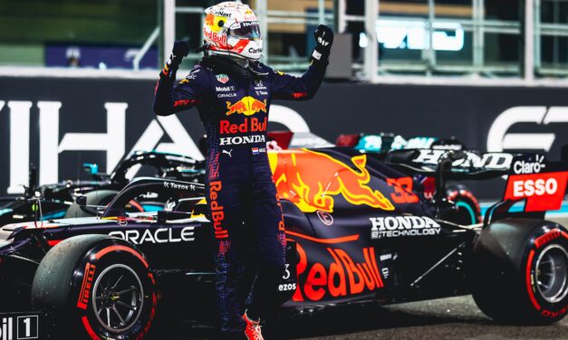 Mercedes costretta a scendere di potenza – Verstappen in pole!