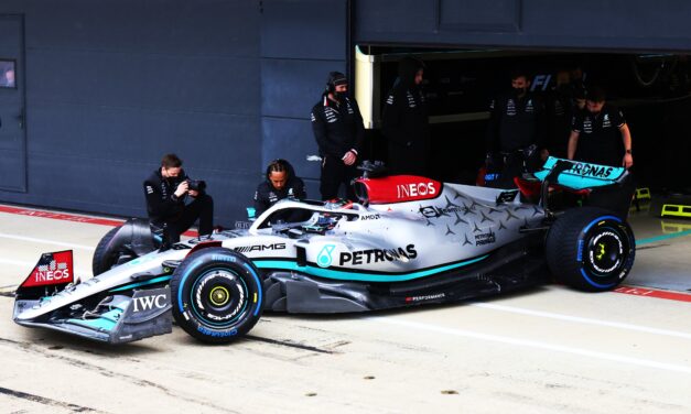 Ecco il primo ‘trucco’ della Mercedes W13