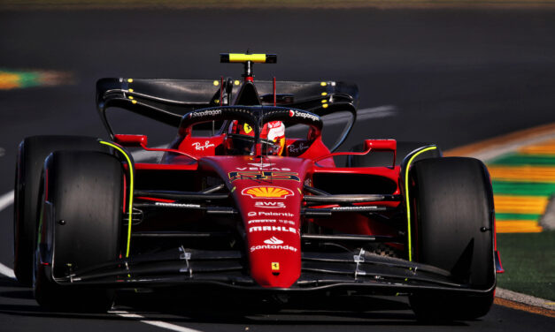 Leclerc e la Ferrari si sono presi la pole alla penultima curva!