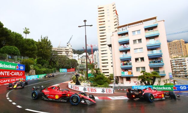 Ferrari: strategia di Sainz giusta e vincente con Leclerc