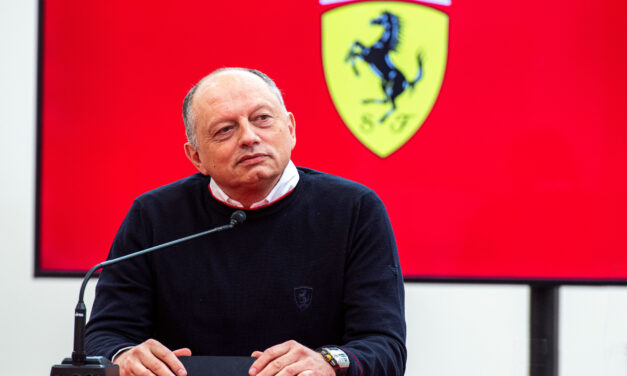 Vasseur: “L’obiettivo? Vincere. L’affidabilità del motore è sotto controllo.”