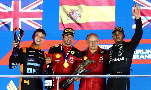 Ferrari e McLaren gioiscono, Red Bull salva il weekend, Mercedes perde l’occasione