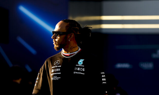 Hamilton a tutto campo: appello per la Palestina e attacco alla FIA