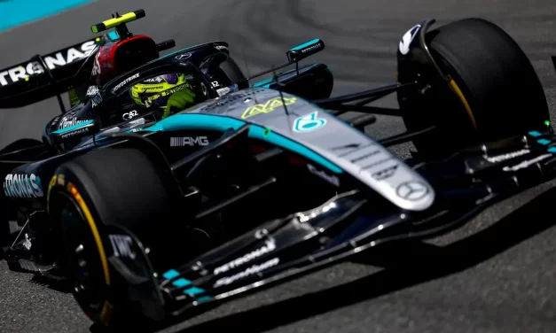 Retroscena: l’innovativa ala anteriore Mercedes uno dei problemi della W15