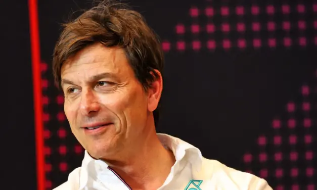 Wolff: “Positivo battere Ferrari, ma pole più lontana delle aspettative”