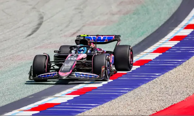 Gasly: “Never easy” to race wheel-to-wheel with Ocon