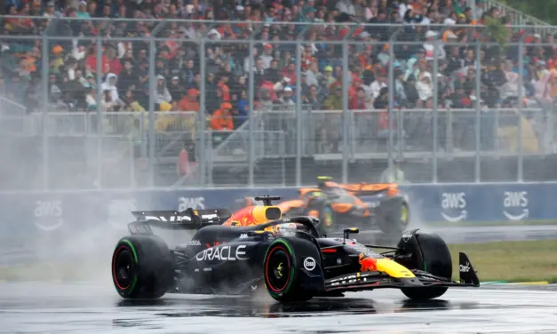 GP Canada: McLaren spreca e Verstappen vince, doppio k.o. rosso