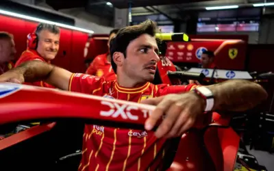 Sainz: “Normale non partecipare ai meeting Ferrari sul futuro”