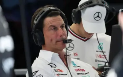 Wolff: McLaren the “new benchmark” as Mercedes targets P3