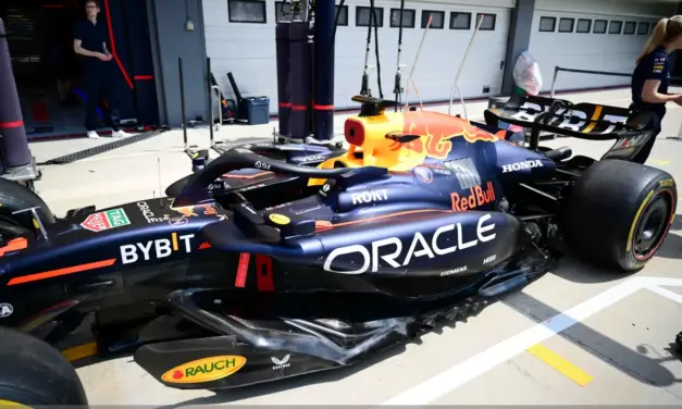 Gallery: Novità Ferrari oltre il fondo, non cambia solo la Red Bull RB20
