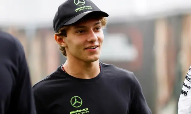 Vowles: “Logan deve meritarsi il posto, ma Antonelli non correrà in Williams”