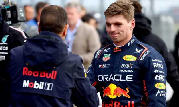 Horner: “Danno al fondo è costato 3 decimi a Verstappen”