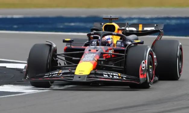 Damaged floor left Verstappen left with “very weird” Red Bull car in qualifying