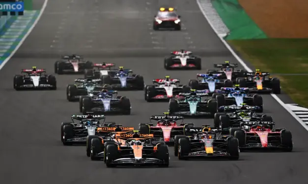 GP Inghilterra: Red Bull risponde a McLaren, nuovo fondo sulla RB20