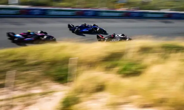 Albon sulla difesa di Magnussen: “Prima o poi ci sarà un incidente”