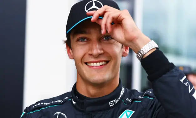Mercedes, Russell: “Sorpresi dagli alti e bassi della Red Bull”