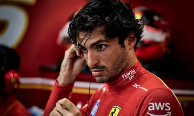 Sainz: Singapore GP another “wasted opportunity” for Ferrari