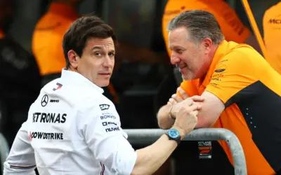 Wolff: McLaren “between a rock and a hard place” on team orders
