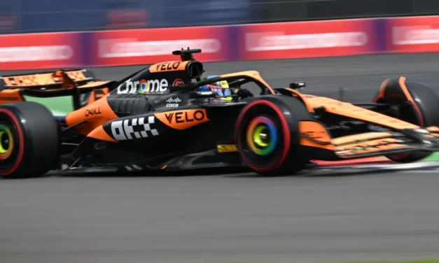 Piastri rues “very silly mistake” that left him 17th on Mexican grid