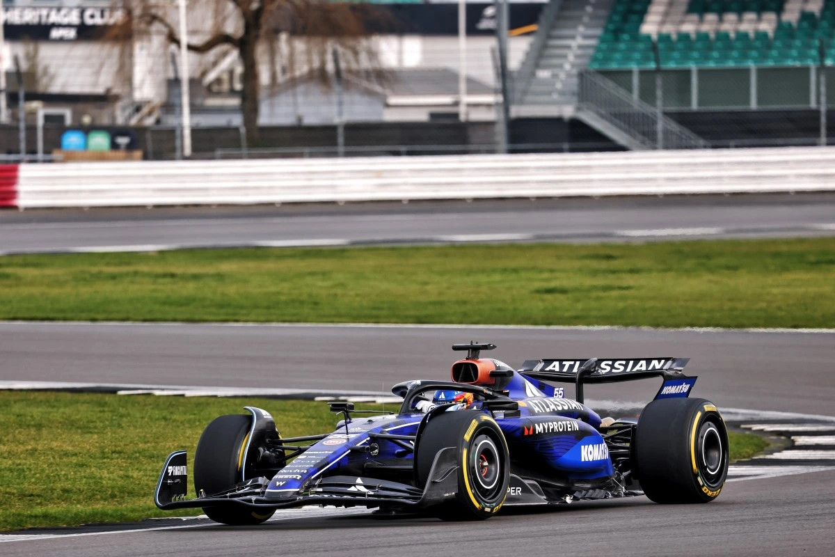 Williams FW47 Sainz