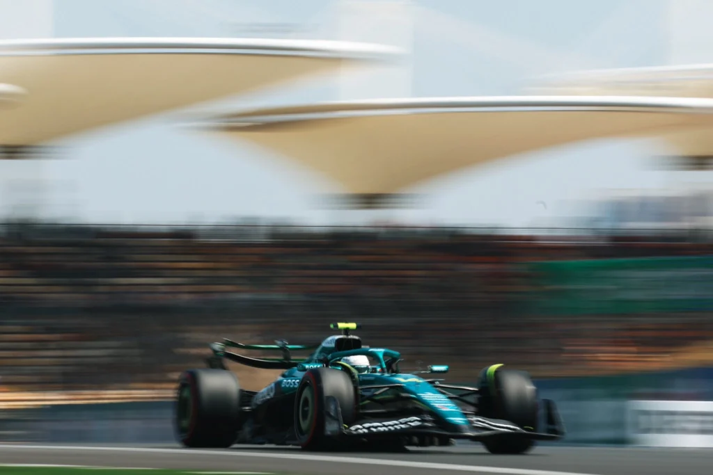 Alonso Aston Martin Cina