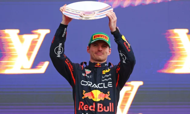 Verstappen: “McLaren distante, ma buono approfittare di queste occasioni”