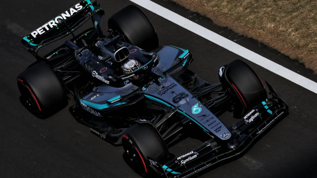 Mercedes Russell Cina