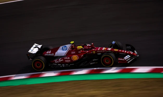 GP Bahrain: Ferrari va a sbloccare la SF-25 e insegue la seconda forza