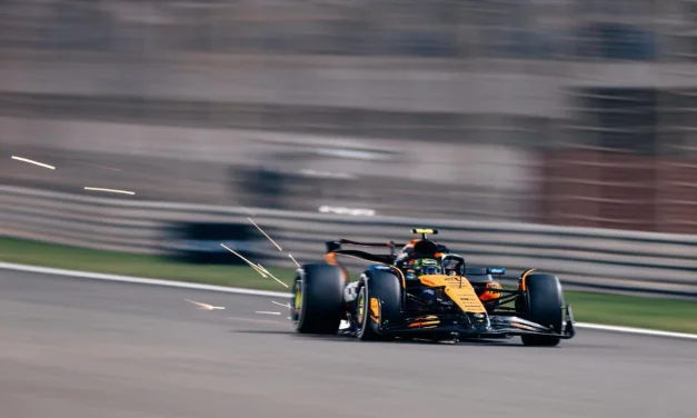FP2 Bahrain: McLaren senza rivali, dietro è sfida Mercedes-Ferrari in attesa di Max