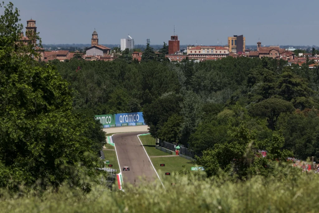 Imola FP1