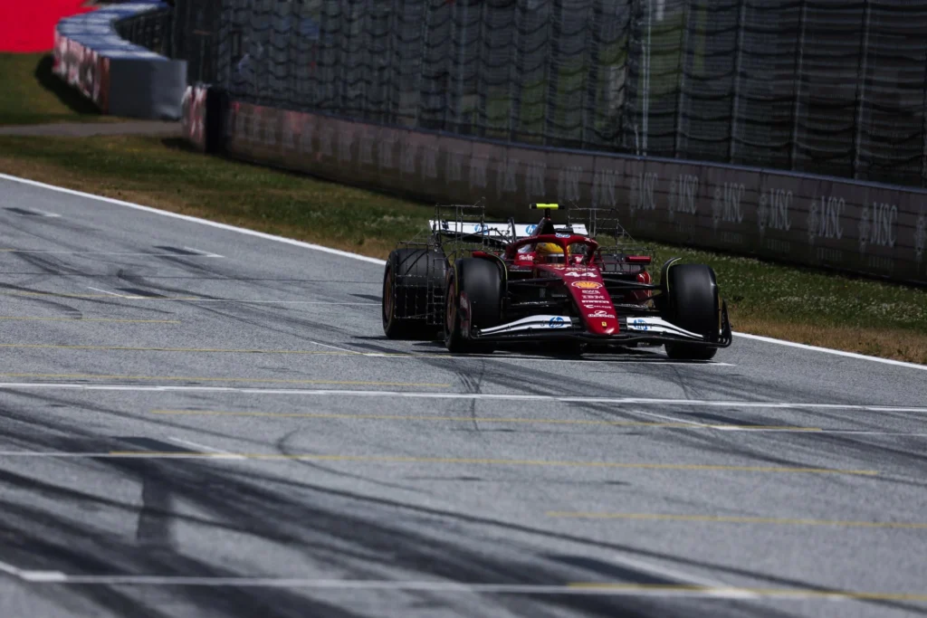 Hamilton FP1 GP Austria