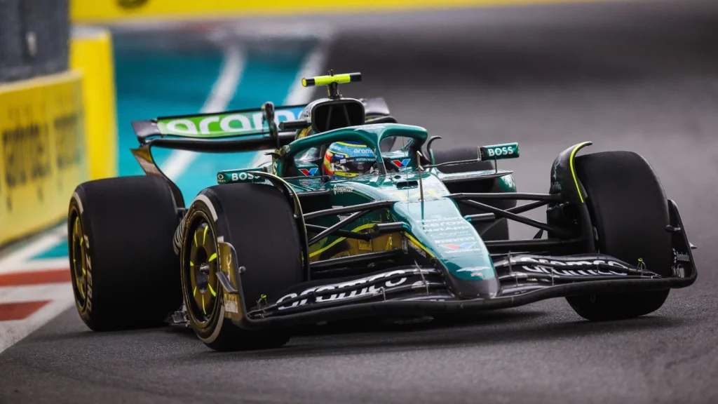 Alonso Aston Martin
