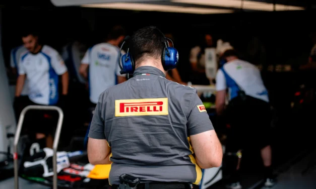 Williams e Racing Bulls terminano i test Pirelli a Monza, in pista anche Red Bull