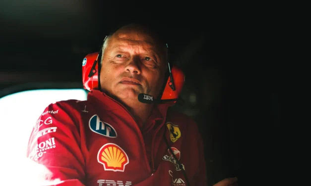 Vasseur spiega perché Ferrari non ha usato Hamilton per dare la scia a Leclerc