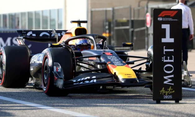 Verstappen soddisfatto della RB21: “Macchina forte in ogni settore, nonostante il vento”