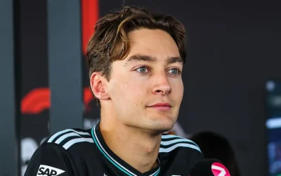 Dalle polemiche nei primi giri allo swap tardivo: la frustrante gara Mercedes