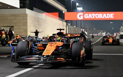 Piastri si ritrova, Norris è frenato da un sorpasso. Verstappen lotta coi problemi Red Bull