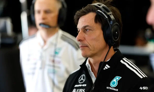 Wolff: “Il problema di Russell interamente colpa nostra. La situazione doppiati è inaccettabile”