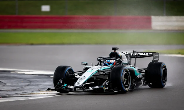 Filming day Mercedes completato: a Barcellona per “ampliare la comprensione della W17”