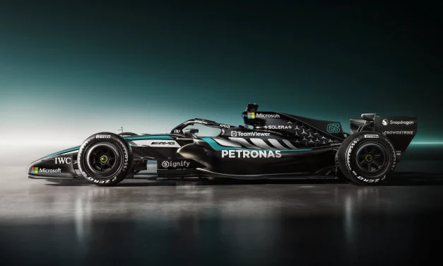 Mercedes, ecco l’attesissima W17: “Il primo passo di un lungo processo”