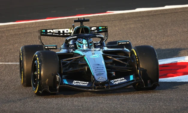 Mercedes mostra i muscoli a Sakhir: Russell da record e aggiornamenti promossi