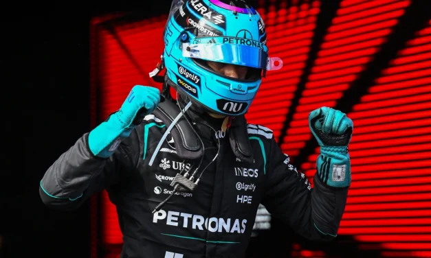 È doppietta Mercedes in Australia, Russell-Antonelli davanti alle Ferrari. Clamoroso Piastri