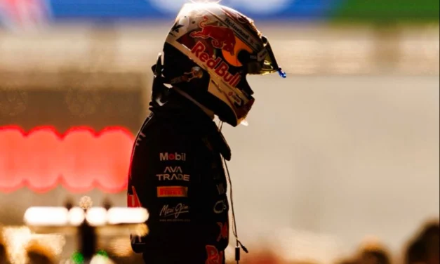 Red Bull disastrosa in Cina, Verstappen: “Macchina inguidabile, non ho il controllo”