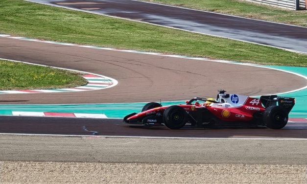 Ferrari: in corso il test Pirelli a Fiorano, ecco le prime immagini