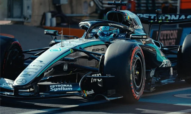 Russell sigla la pole in Canada davanti ad Antonelli. McLaren batte Ferrari, Leclerc solo ottavo