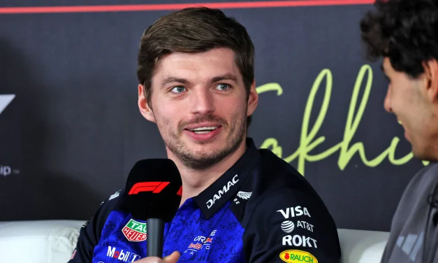 Verstappen sul suo futuro in F1: “Modifiche regolamentari positive, probabilità di rimanere aumentano”