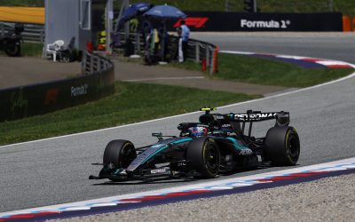 Mercedes: batterie aggiornate per allontanare problemi affidabilità