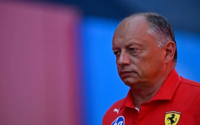 Vasseur e il tema sicurezza: “Prendere una pole con la gialla è strano. La monetina gira e cade spesso su Mercedes”
