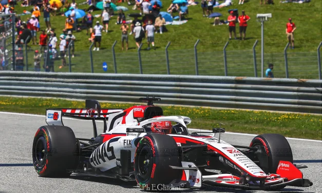 Ocon e Haas: problemi di grip al posteriore. “Silverstone non sarà sfidante come in passato, in alcuni tratti non avremo potenza”