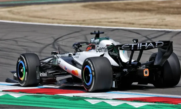 McLaren: nuova ala posteriore e terzo motore Mercedes ma “nessun cambio radicale di competitività”